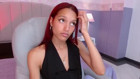 LYRA online show from December 15, 8:25 pm