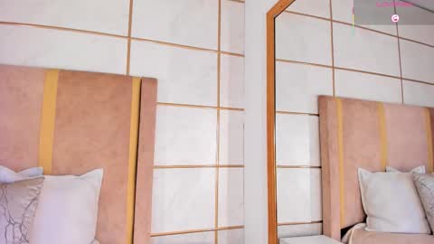    online show from October 27, 11:28 am