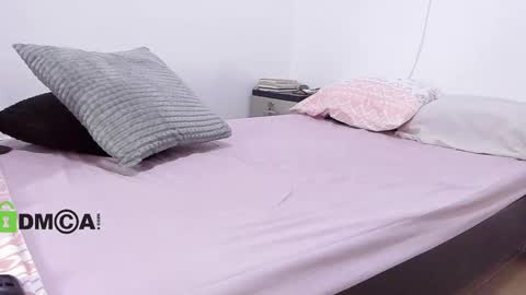   GODDE MITRE QUEEN BO NO FACE NO NUDE  online show from March 11, 7:14 pm