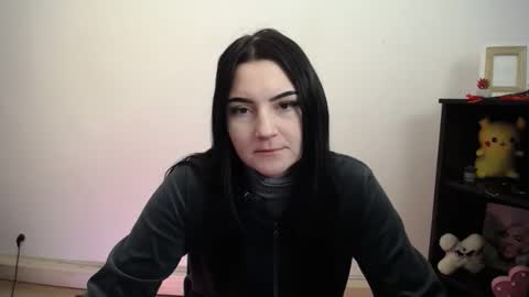 m_i_k_i_ online show from March 3, 10:43 am