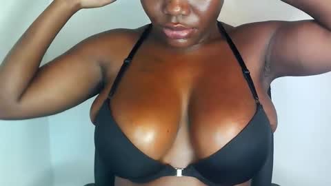 Snapshot of m_tits3 chatting on September 22, 12:53 am m_tits3 online show from September 22, 12:53 am