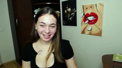 Snapshot of m_vikki chatting on December 24, 2:01 pm Vikki online show from December 24, 2:01 pm
