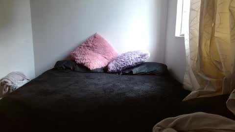 maaddy_thompson online show from November 13, 8:19 pm