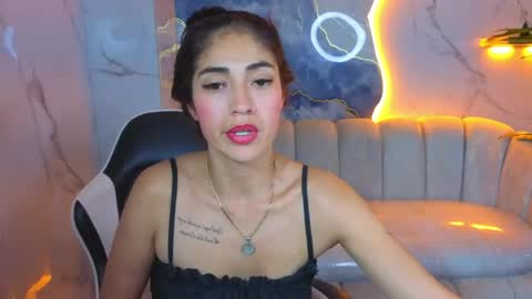 Mabell online show from May 29, 3:26 am
