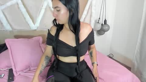 Snapshot of mabelt69 chatting on October 15, 5:04 pm Mabelt online show from October 15, 5:04 pm