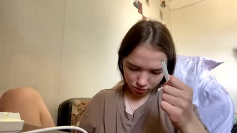 Mila online show from May 25, 9:08 am