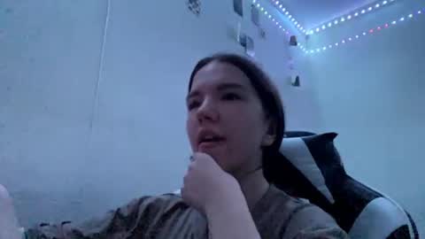 Mila online show from May 21, 6:17 pm