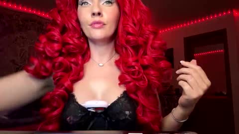 maciimayy online show from November 10, 2:06 am