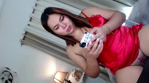 Snapshot of madame_ivy chatting on January 27, 7:03 am Ivy online show from January 27, 7:03 am