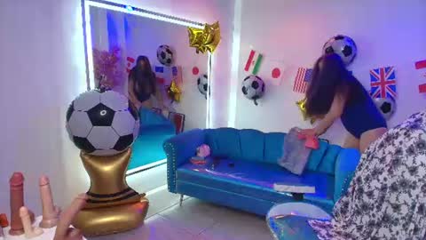 Madame Scarllet  online show from June 22, 11:40 am