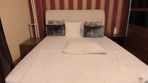 Nora online show from January 19, 1:29 pm