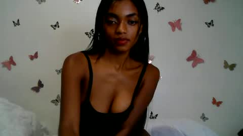 Maddies Dorm online show from June 12, 10:29 pm
