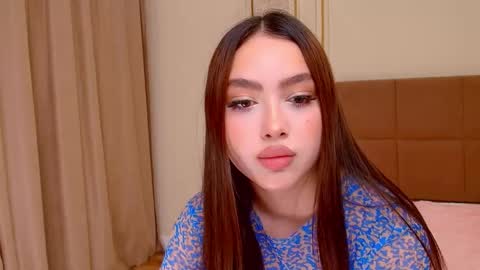 Madelaine online show from May 20, 8:06 pm