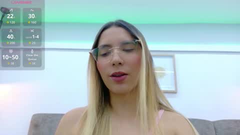 Snapshot of maddietease chatting on September 15, 12:13 pm maddietease online show from September 15, 12:13 pm