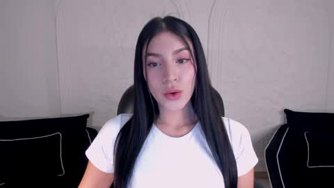 Maddison online show from May 26, 8:19 pm