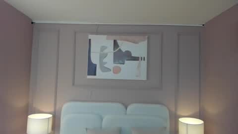 Maddy  online show from February 18, 11:11 am