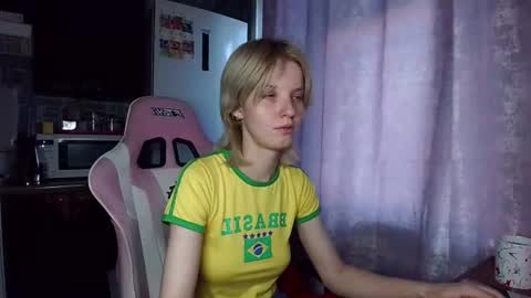 madelaines online show from June 30, 11:48 pm
