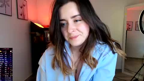 madelamee online show from April 27, 12:41 am