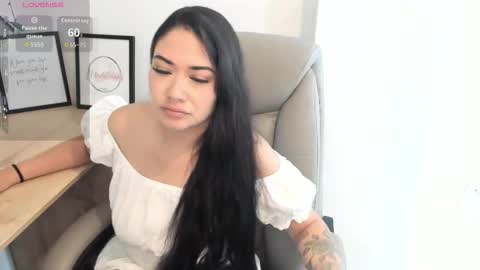 Snapshot of madeleine_w chatting on September 17, 1:03 am Madeleine online show from September 17, 1:03 am