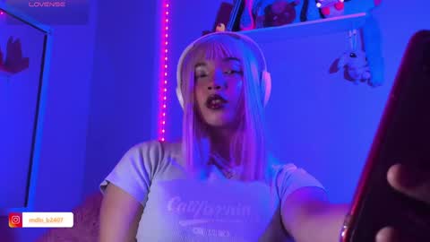 Madeline  online show from February 5, 1:47 am