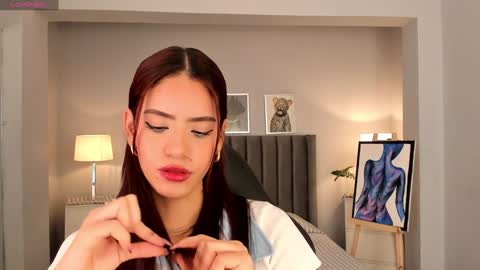 Madie  online show from December 27, 12:01 pm