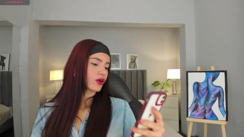 Madie  online show from December 7, 12:02 pm