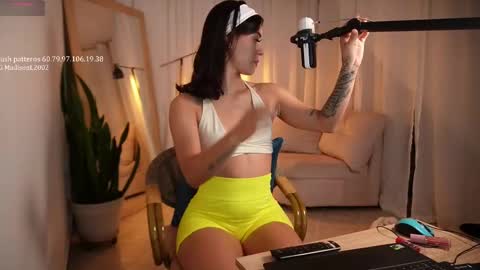 Snapshot of madisonlara chatting on February 24, 1:08 pm madisonlara online show from February 24, 1:08 pm
