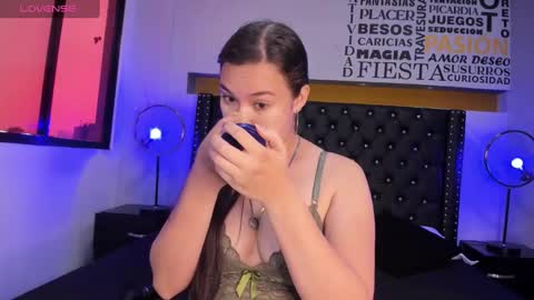 Snapshot of madisson7 chatting on February 24, 12:03 pm Madisson online show from February 24, 12:03 pm