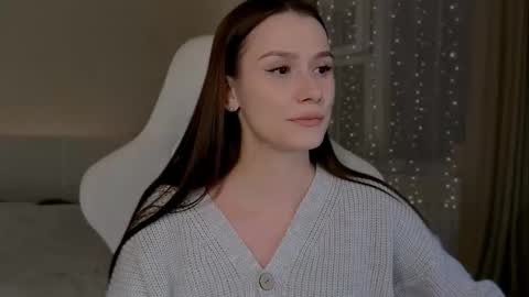 Madi Soon online show from October 28, 5:52 pm