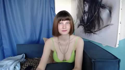 Elizabeth online show from June 29, 1:34 am