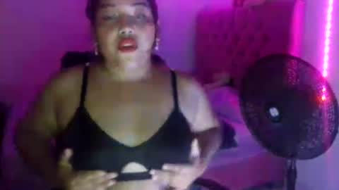 mady532688 online show from July 25, 12:06 am