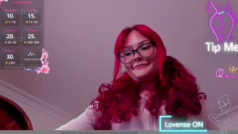 Mae Lyra online show from April 2, 7:33 pm