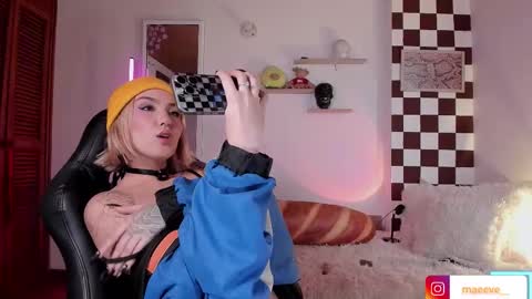 Maeve  schedule 11 am- 530 pm colombia time  online show from November 15, 5:25 pm