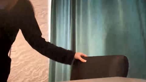 Sara online show from March 24, 6:08 am