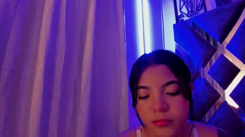 Maggie online show from February 1, 1:32 pm