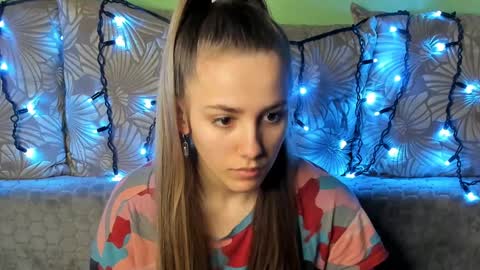 Maggie online show from February 1, 3:41 am