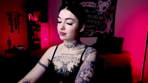 Magic Allie online show from April 5, 7:46 pm