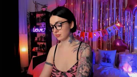 Magic Allie online show from October 4, 8:02 pm