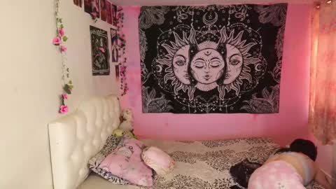 Claire online show from February 2, 2:02 pm