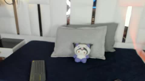 CLOEH  online show from October 22, 8:25 pm