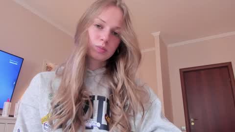 Alice  online show from March 12, 10:51 am