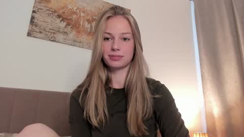 Snapshot of magic_couple13 chatting on September 23, 1:20 pm Alice  online show from September 23, 1:20 pm