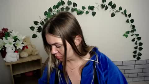 Snapshot of magic_katarina_ chatting on October 8, 7:46 am magic_katarina_ online show from October 8, 7:46 am