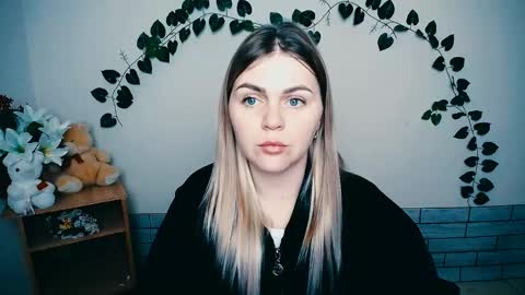 Snapshot of magic_katarina_ chatting on February 17, 7:58 am magic_katarina_ online show from February 17, 7:58 am