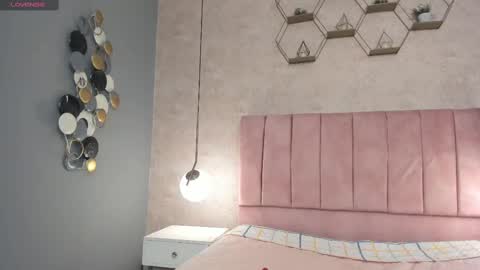 Snapshot of magic_vera chatting on October 1, 1:38 pm Vera online show from October 1, 1:38 pm