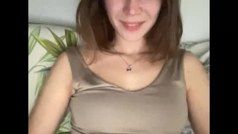 magicgirl50053 online show from November 6, 1:06 pm