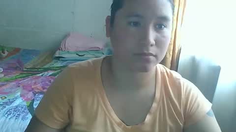 Snapshot of magiietaylor_ chatting on October 12, 5:59 pm Maggie Taylor online show from October 12, 5:59 pm