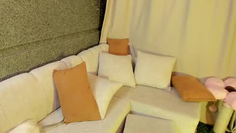 maha_walton online show from April 4, 2:32 am