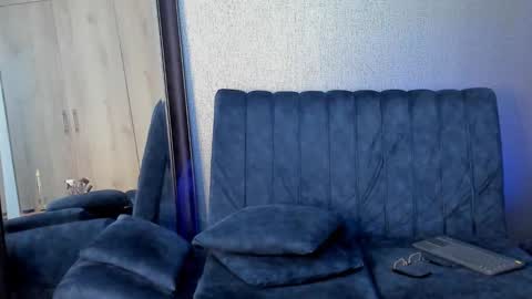 Snapshot of maia_stark_ chatting on September 16, 4:42 am Maia Stark online show from September 16, 4:42 am