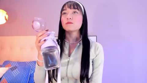 Maia online show from November 7, 12:33 pm